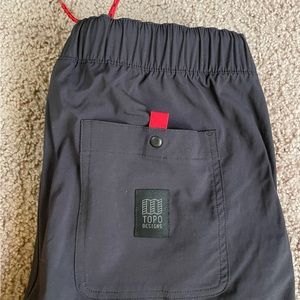 Topo Boulder pants, size medium